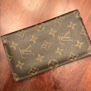 Authentic Louis Vuitton Checkbook Holder